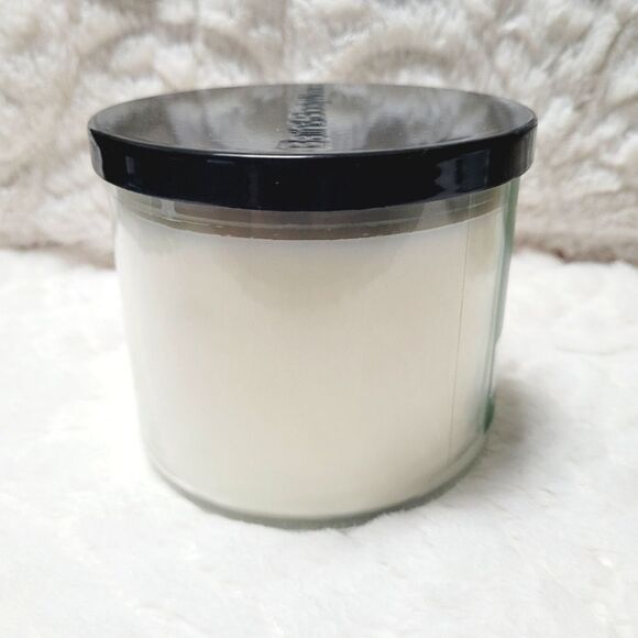 BBW Aromatherapy Stress Relief Eucalyptus and Spearmint 3 Wick Candle New - Picture 2 of 8